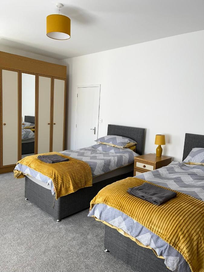 ランベリス 4-6 Guests In Centre Location With Stunning Viewsヴィラ エクステリア 写真